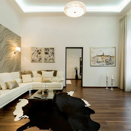 Bpm - In Style Luxury * Budapest